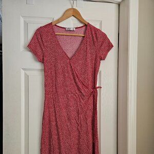 Hollister California - Size M - Made in Turkey - Red & White Floral Dress‎